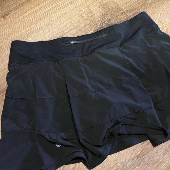 Lululemon tennis skirts x 2 and one pair of shorts - Picture 2 of 6